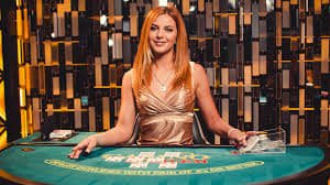 Adults browsing tk999 casino sports and entertainment on mobile-first homepage